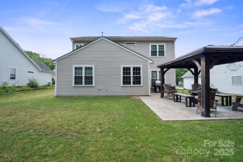 16337 Greybriar Forest Lane Charlotte NC 28278