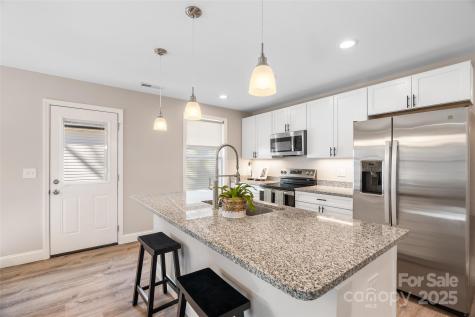 95 Eastabrook Avenue Brevard NC 28712