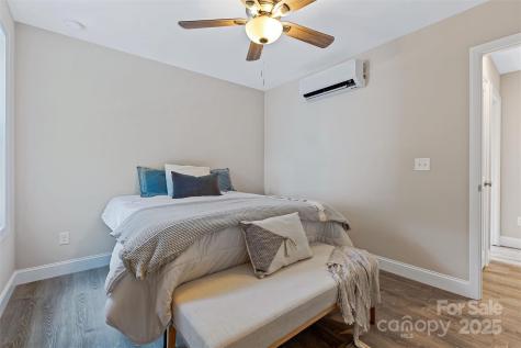 186 Johnston Boulevard Asheville NC 28806