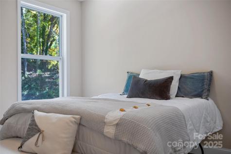 186 Johnston Boulevard Asheville NC 28806