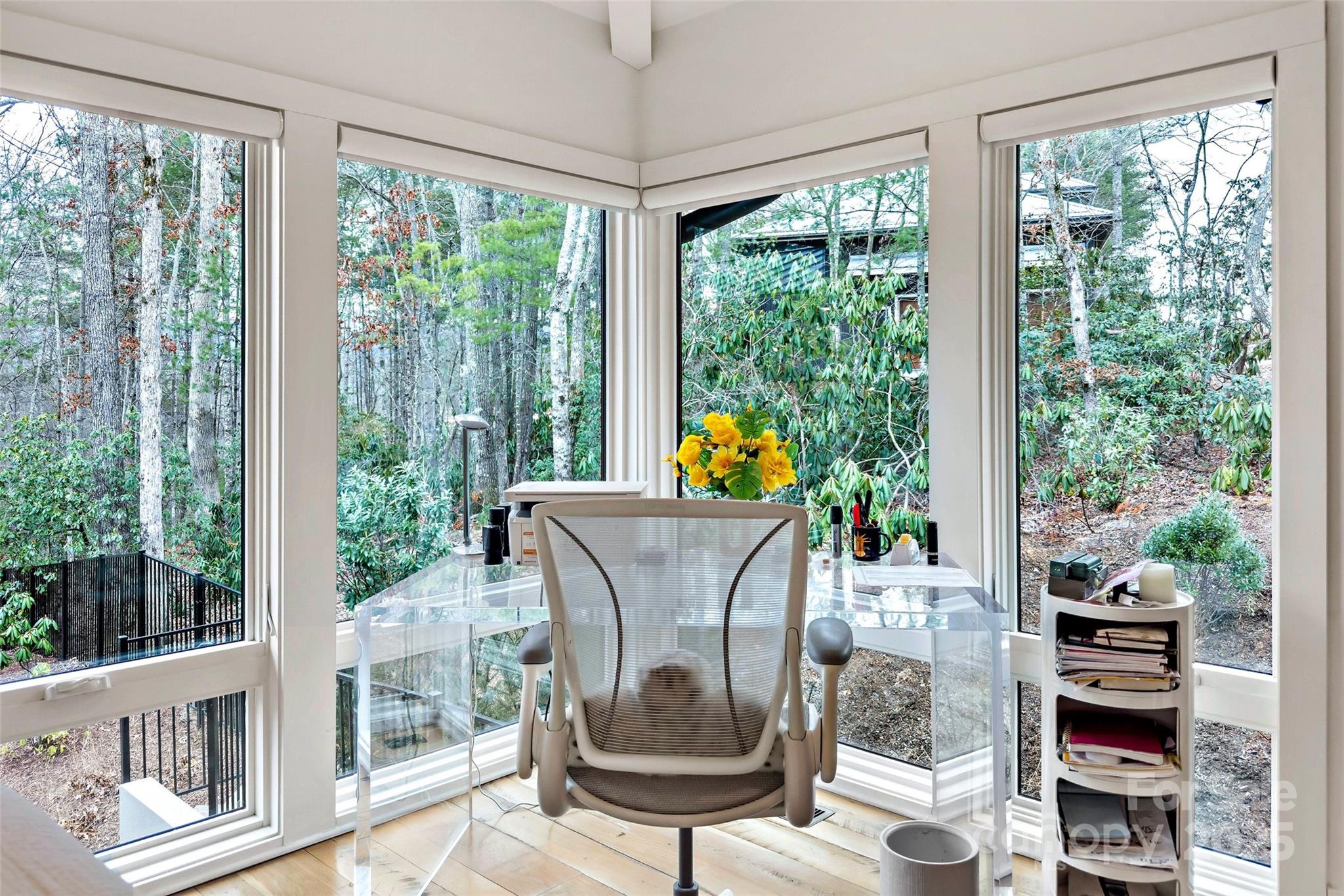 27 Hawberry Court Asheville NC 28805