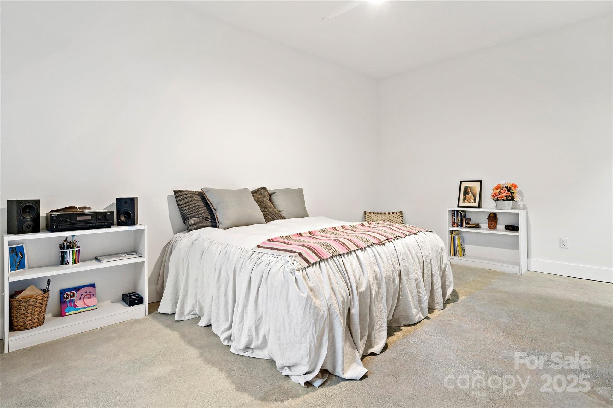 27 Hawberry Court Asheville NC 28805