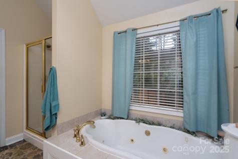 709 Carson Court Kannapolis NC 28083