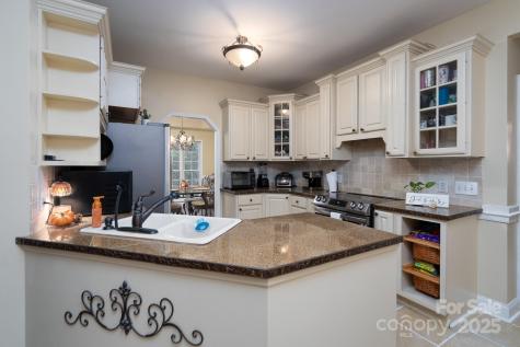 709 Carson Court Kannapolis NC 28083