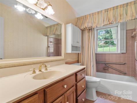 42 Sheppard Drive Asheville NC 28806