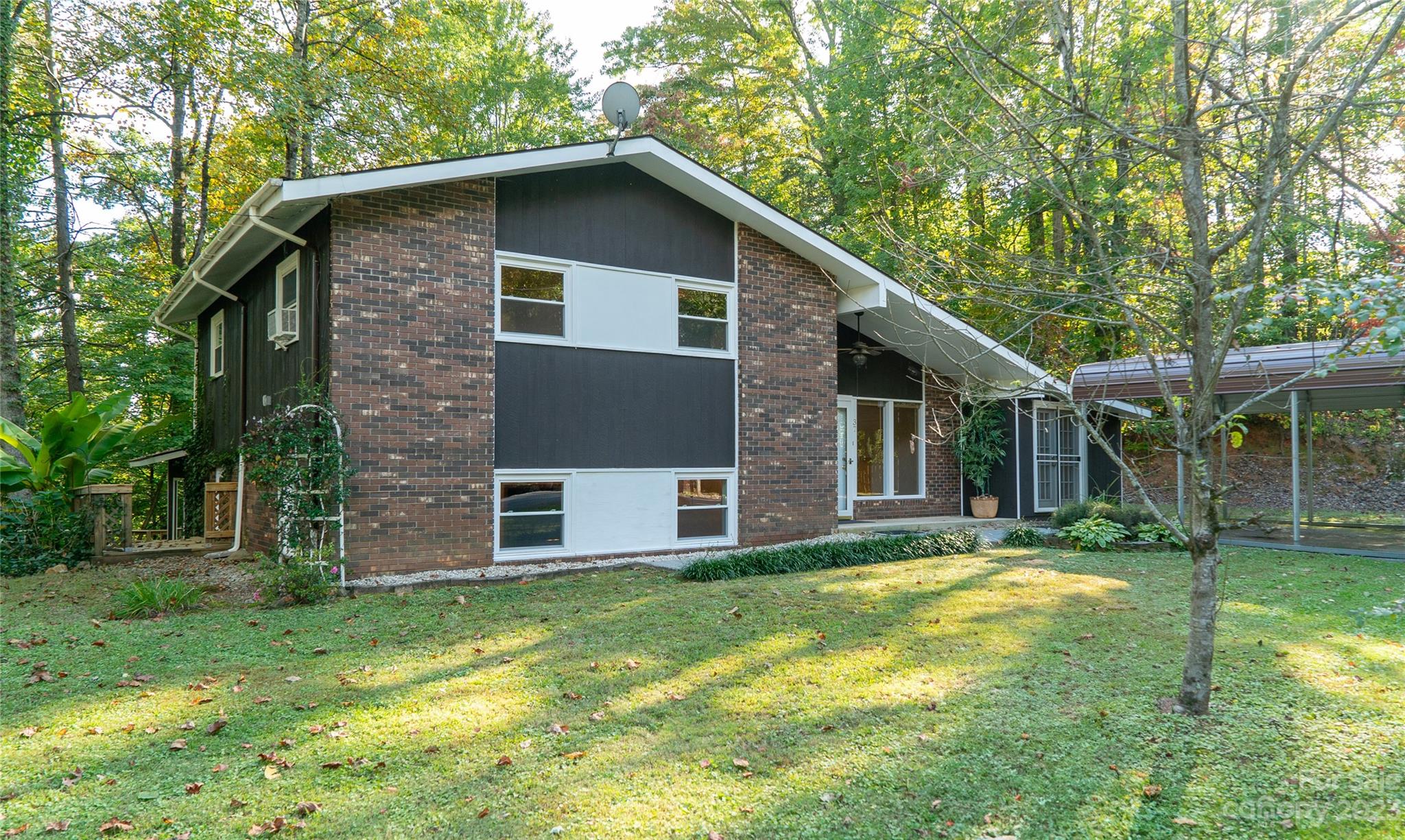 37 Pine Street Old Fort NC 28762