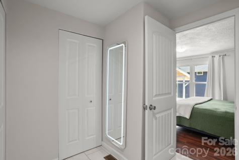 421 Emma Road Asheville NC 28806