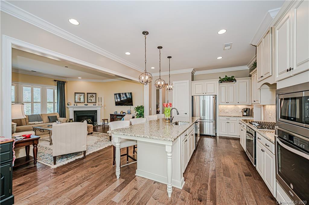 15125 Montage Lane Charlotte NC 28278