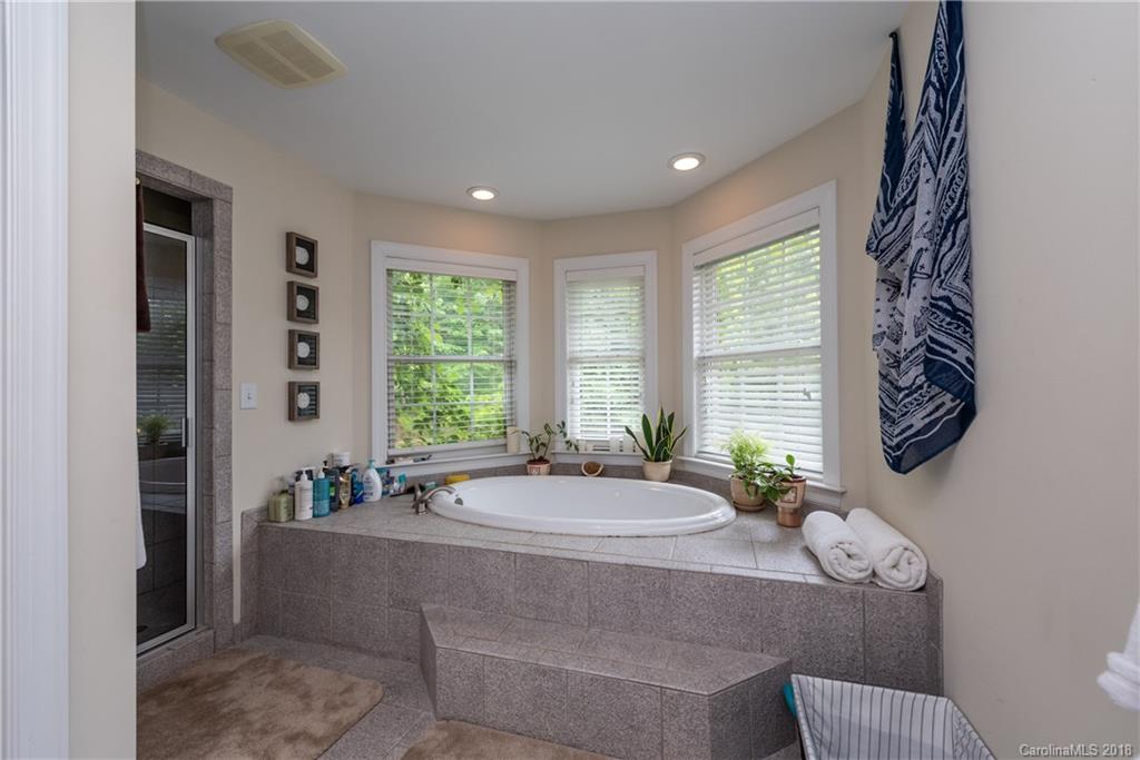 4004 Lamington Road Matthews NC 28105