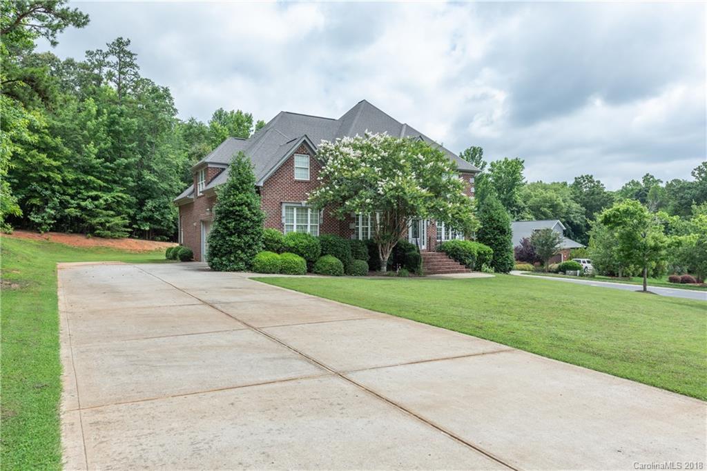 4004 Lamington Road Matthews NC 28105