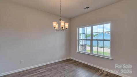 612 Country Oak Drive Asheville NC 28804