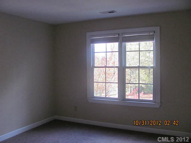 4847 Deer Cross Trail Charlotte NC 28269