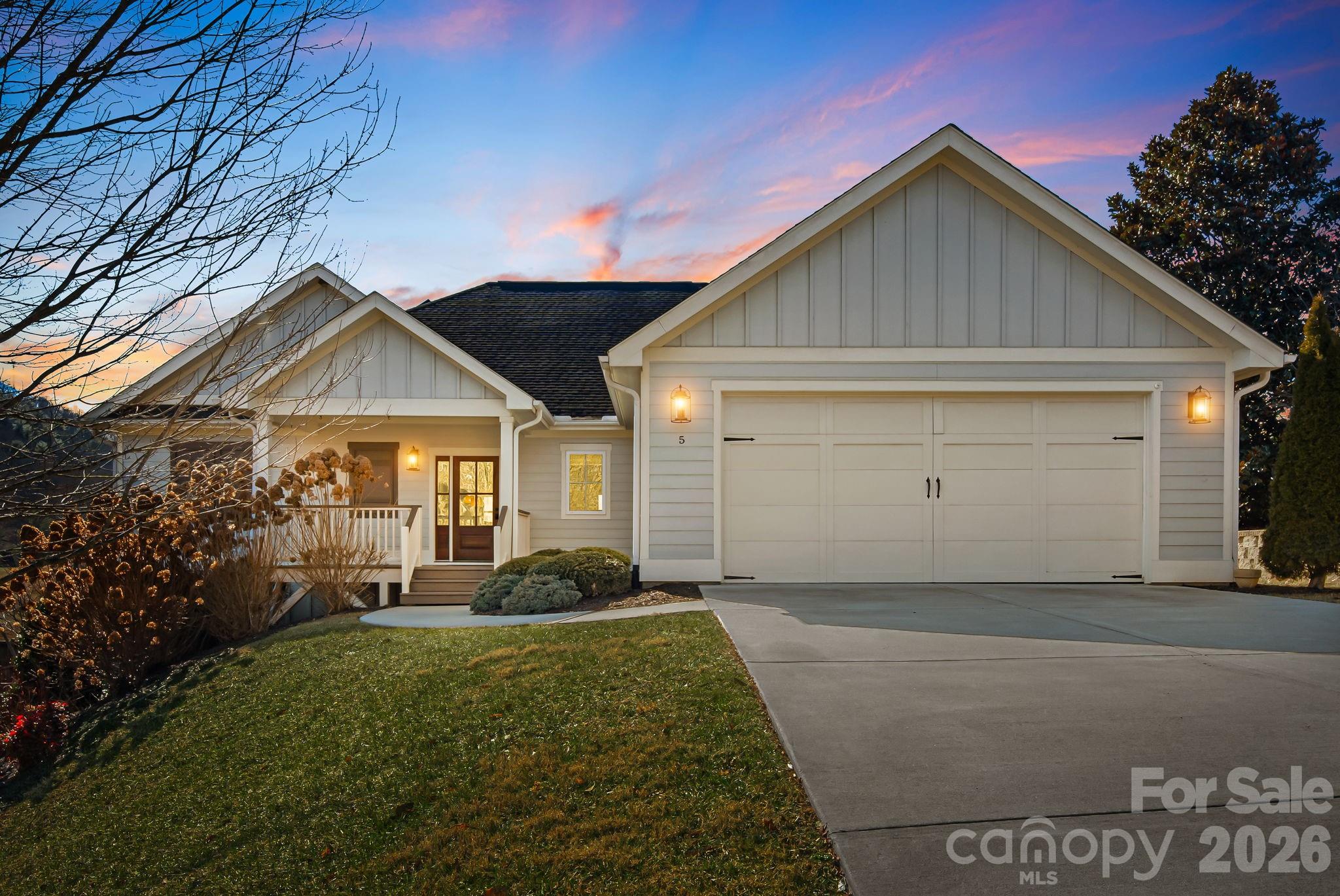 5 Magnolia Farms Drive Asheville NC 28806