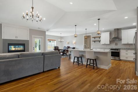 5 Magnolia Farms Drive Asheville NC 28806