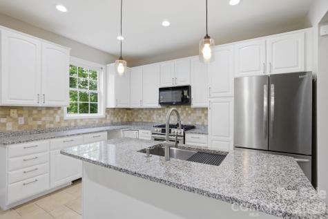 424 Mountain Harbor Drive Lexington NC 27292