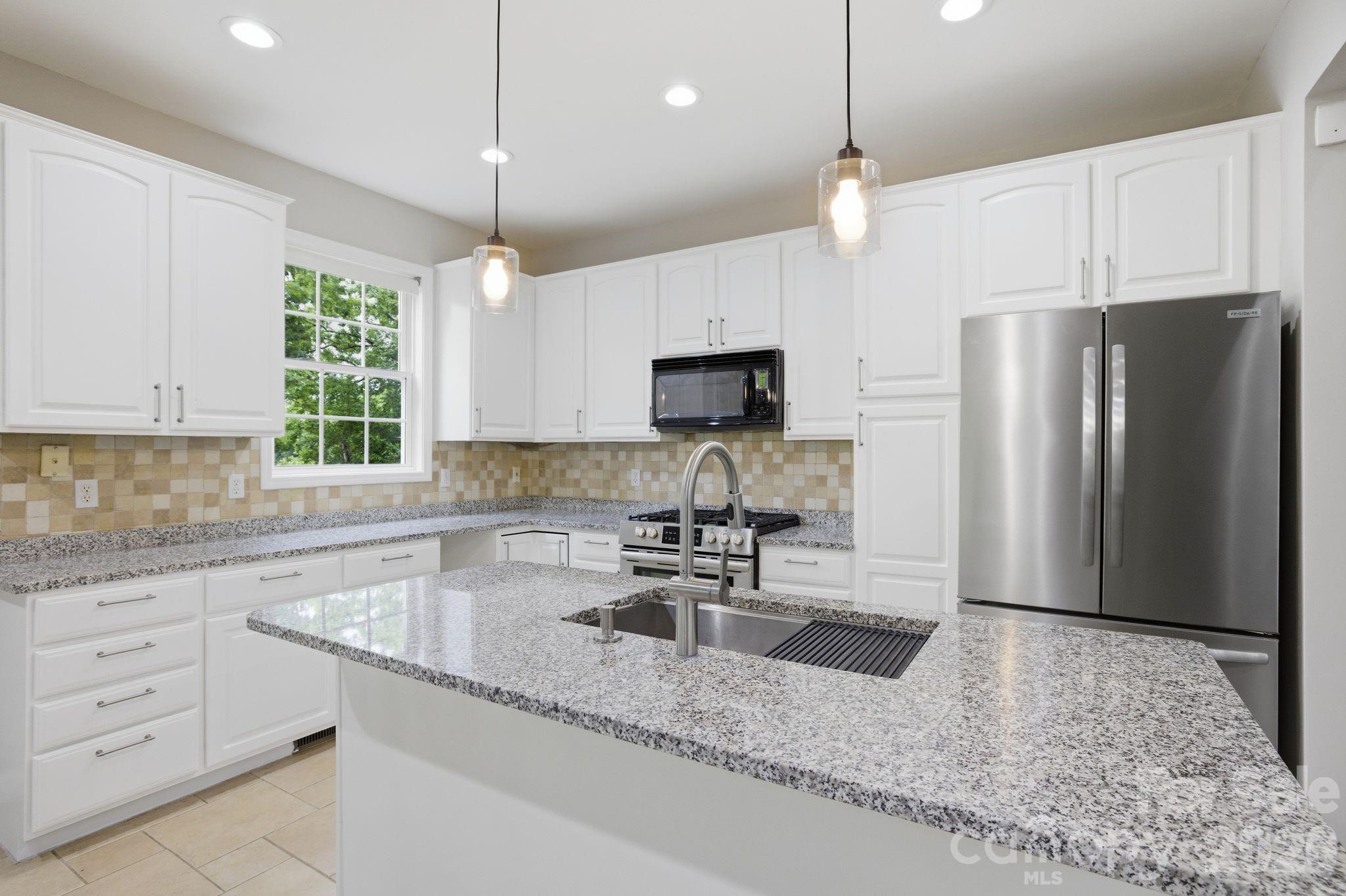 424 Mountain Harbor Drive Lexington NC 27292
