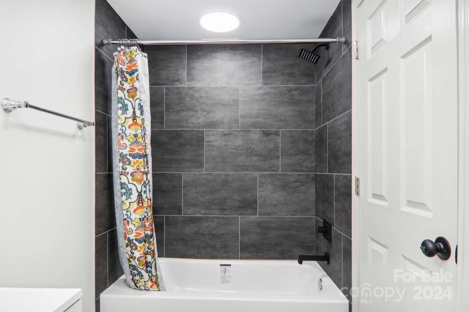 15 White Avenue Asheville NC 28803
