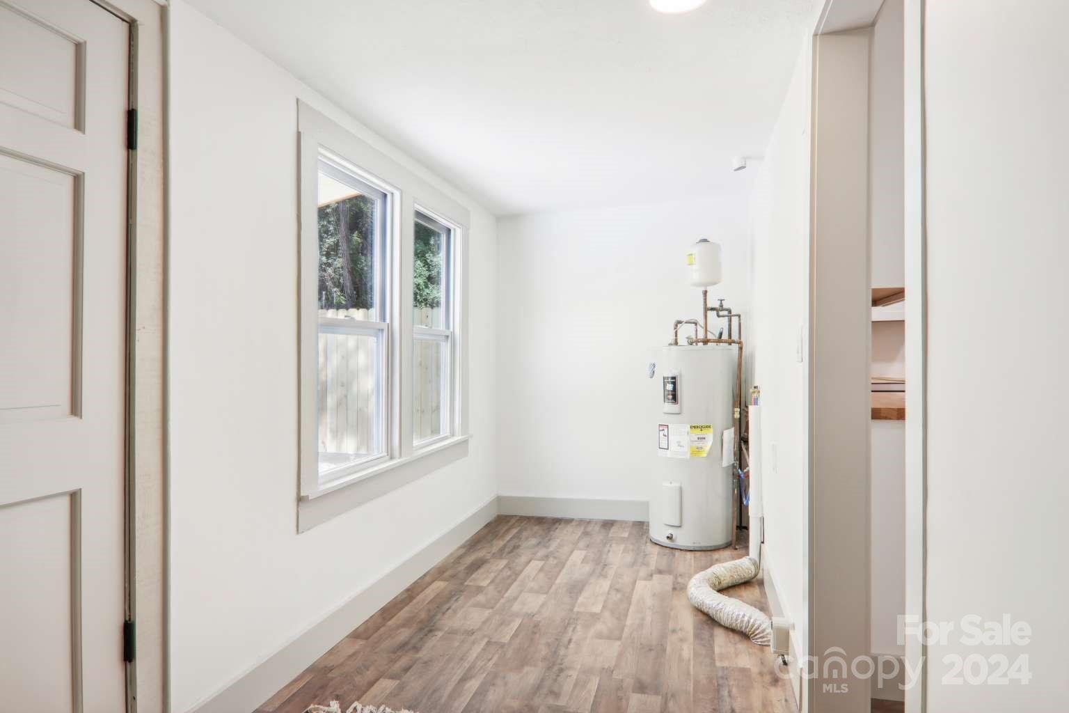 15 White Avenue Asheville NC 28803