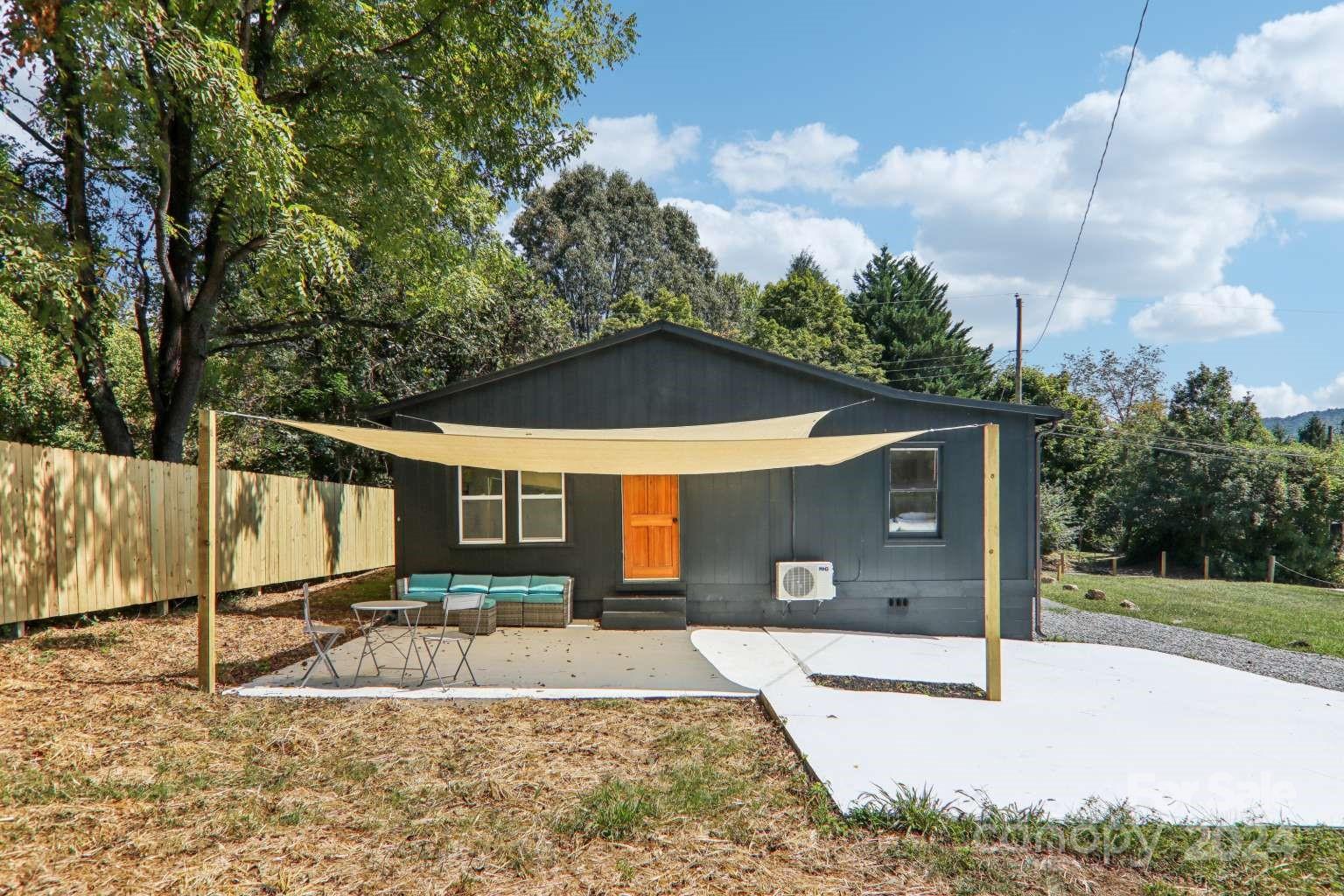 15 White Avenue Asheville NC 28803