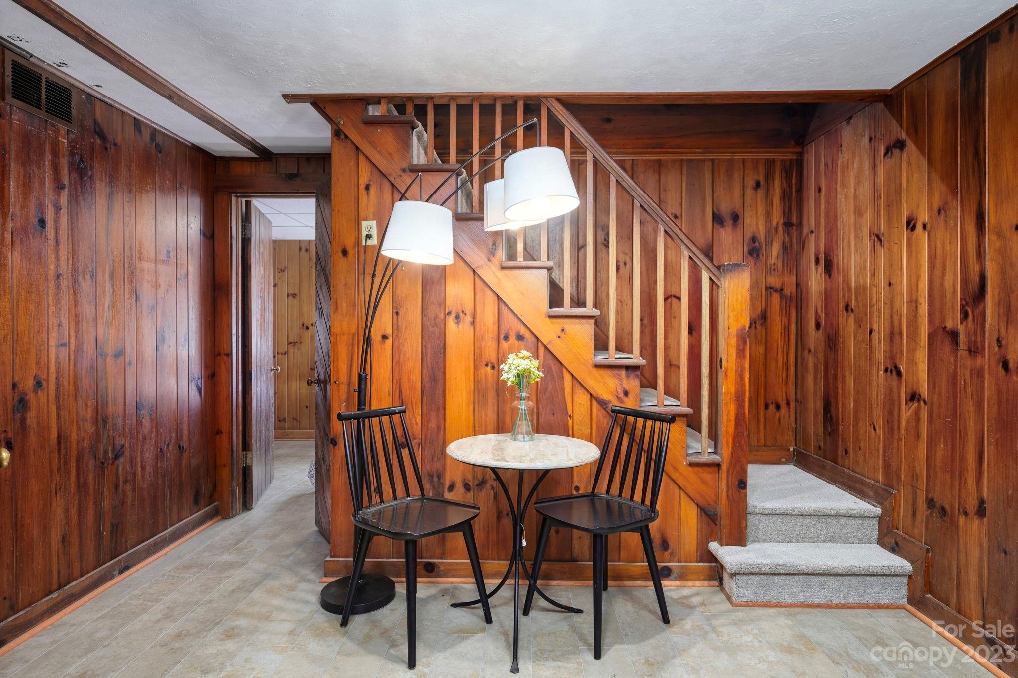68 Edgelawn Road Asheville NC 28804