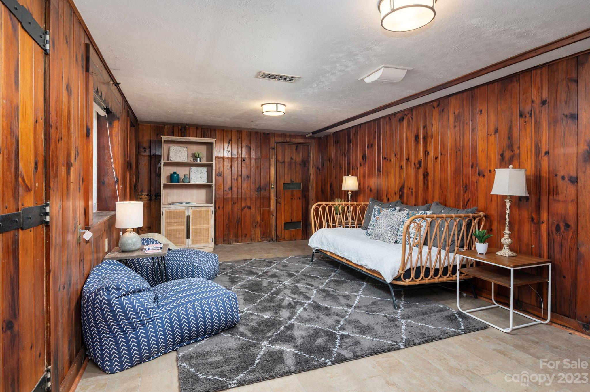 68 Edgelawn Road Asheville NC 28804