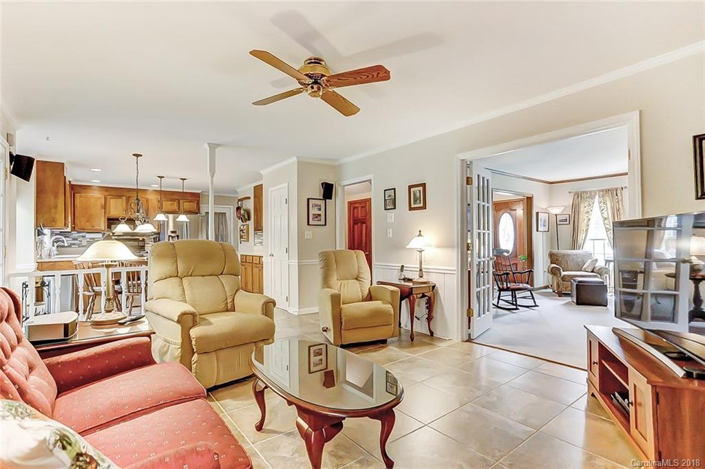 5619 Ivygate Lane Charlotte NC 28226