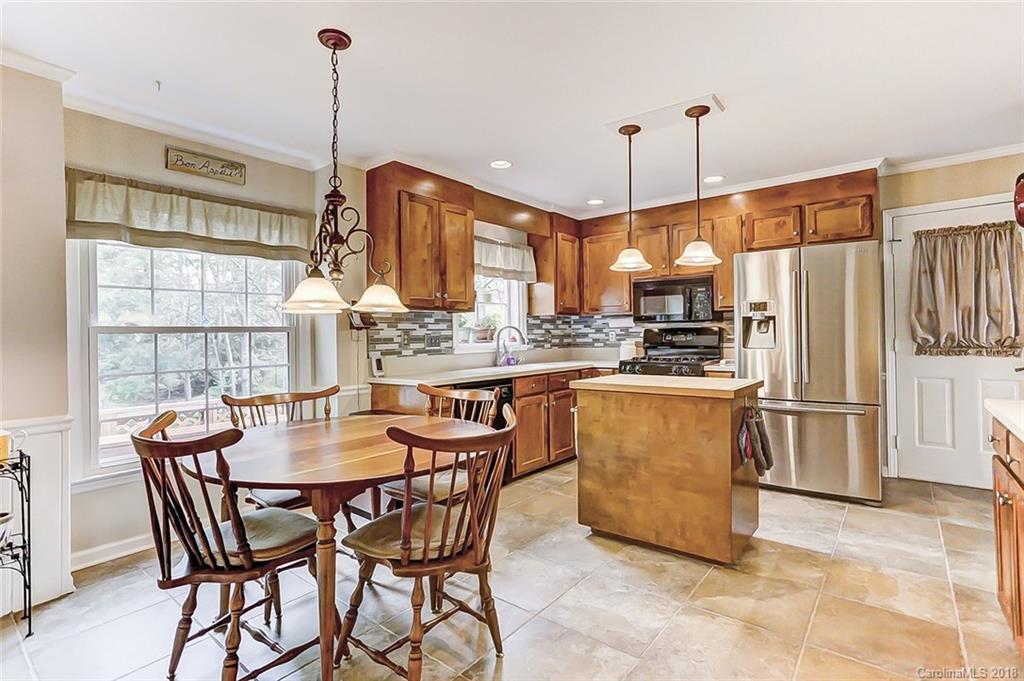5619 Ivygate Lane Charlotte NC 28226