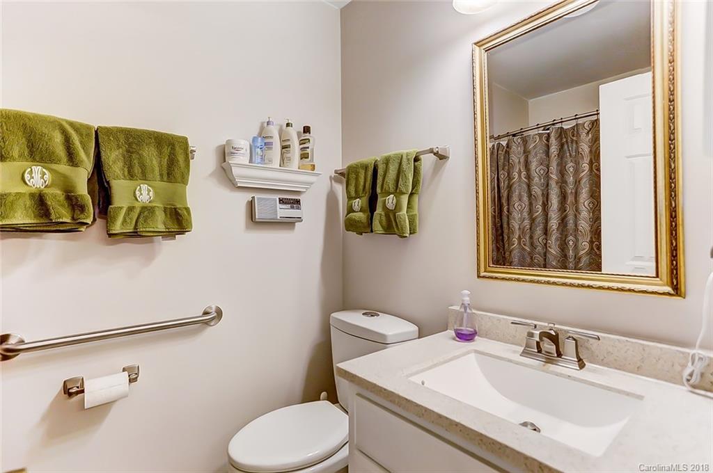 5619 Ivygate Lane Charlotte NC 28226