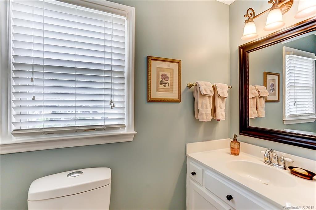 5619 Ivygate Lane Charlotte NC 28226