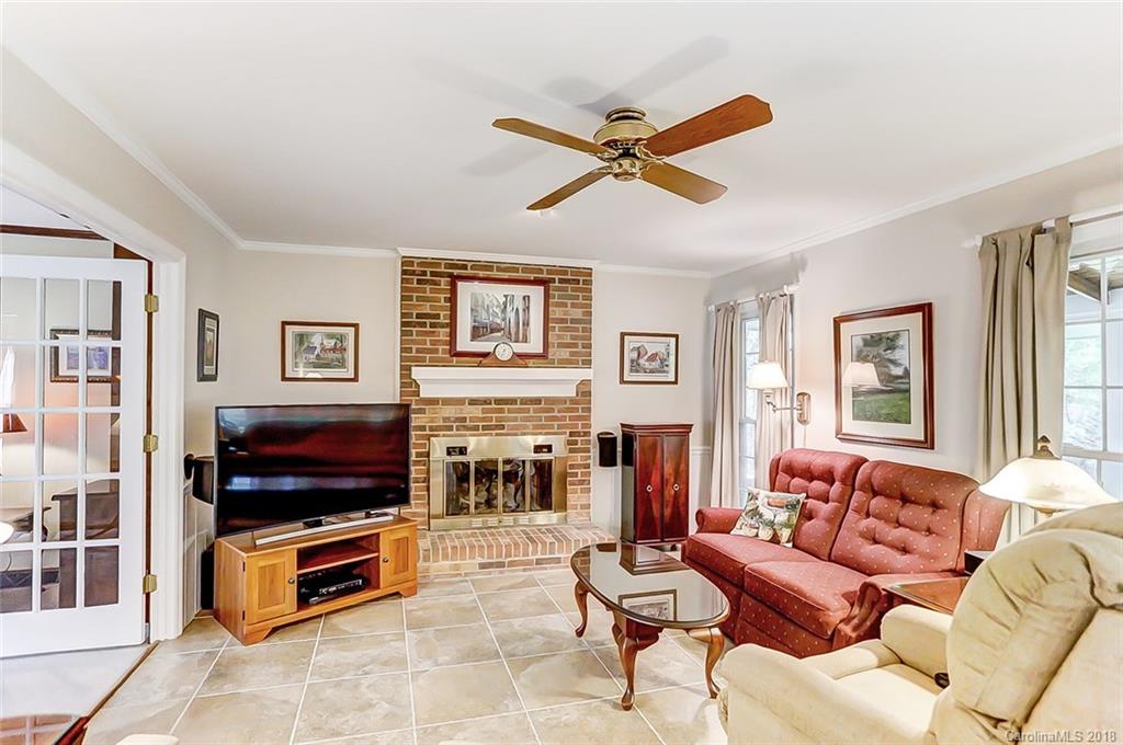 5619 Ivygate Lane Charlotte NC 28226