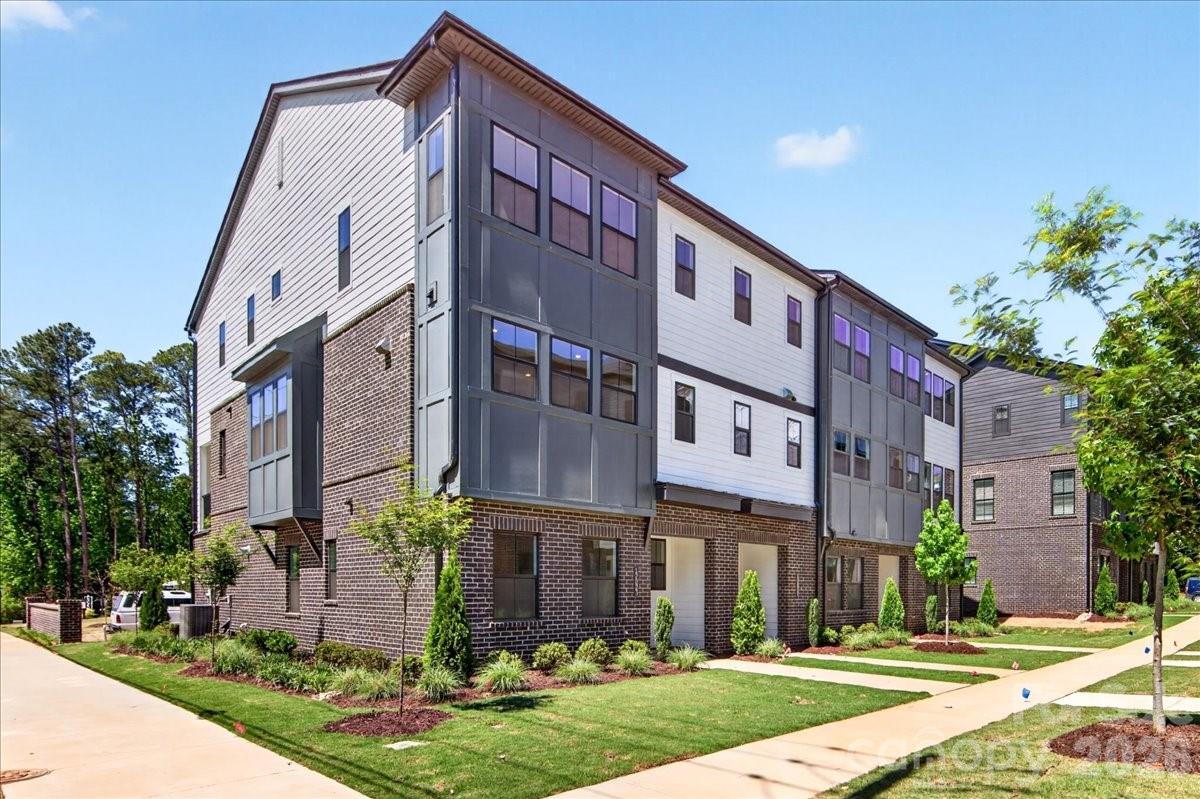 12023 Elsa Lane Charlotte NC 28277