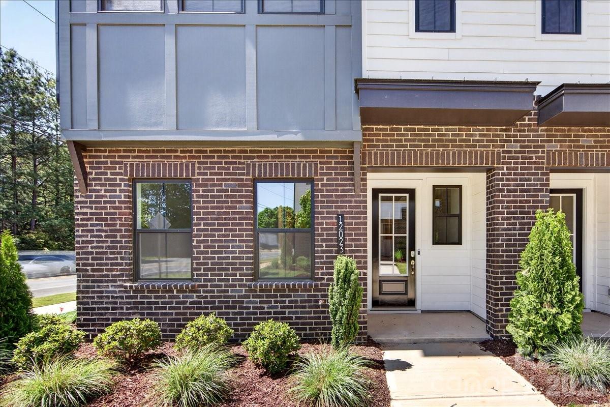 12023 Elsa Lane Charlotte NC 28277