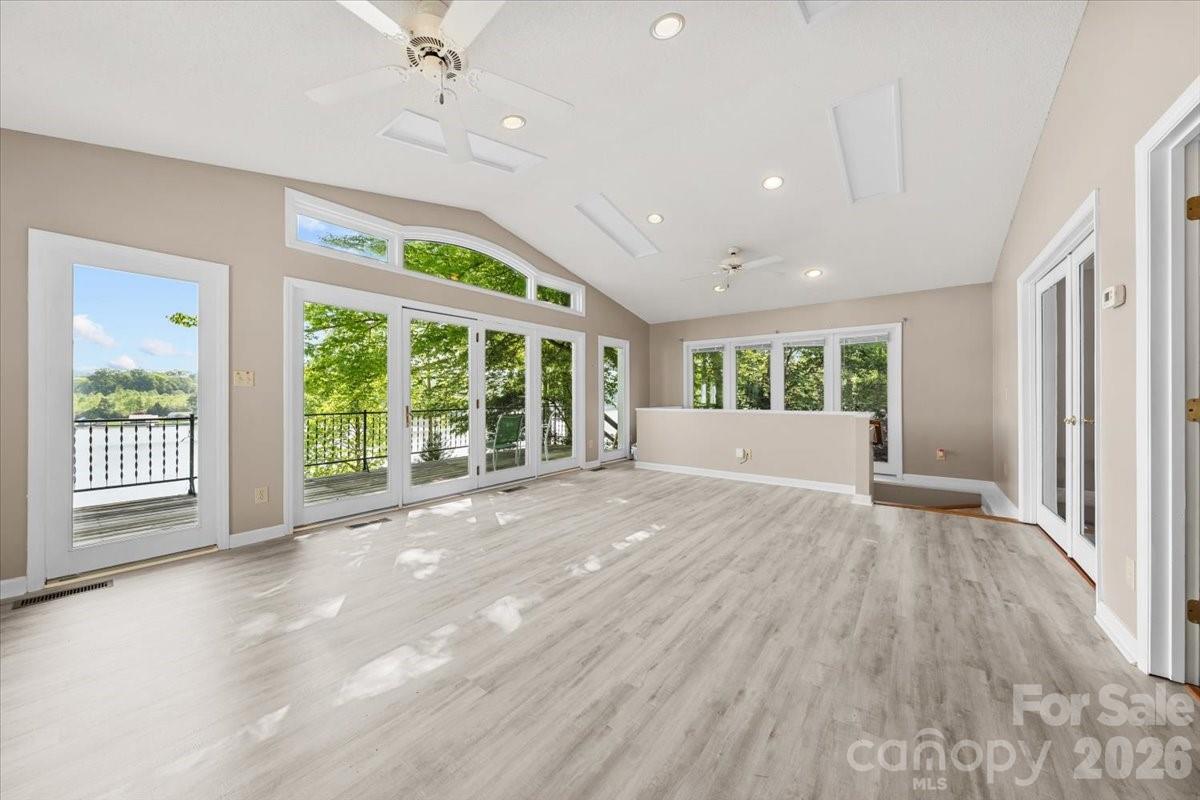 330 Hillview Drive Lexington NC 27292