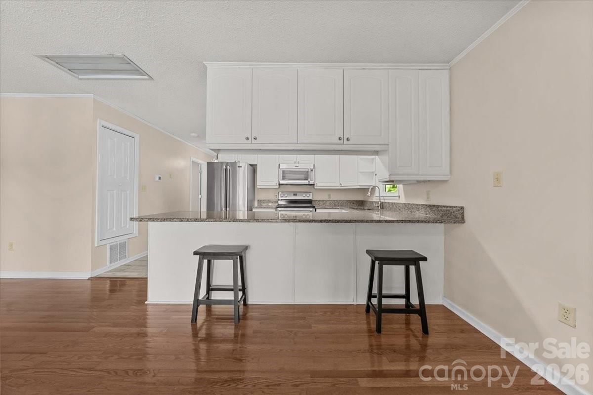 330 Hillview Drive Lexington NC 27292