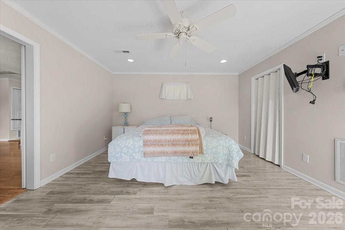 330 Hillview Drive Lexington NC 27292