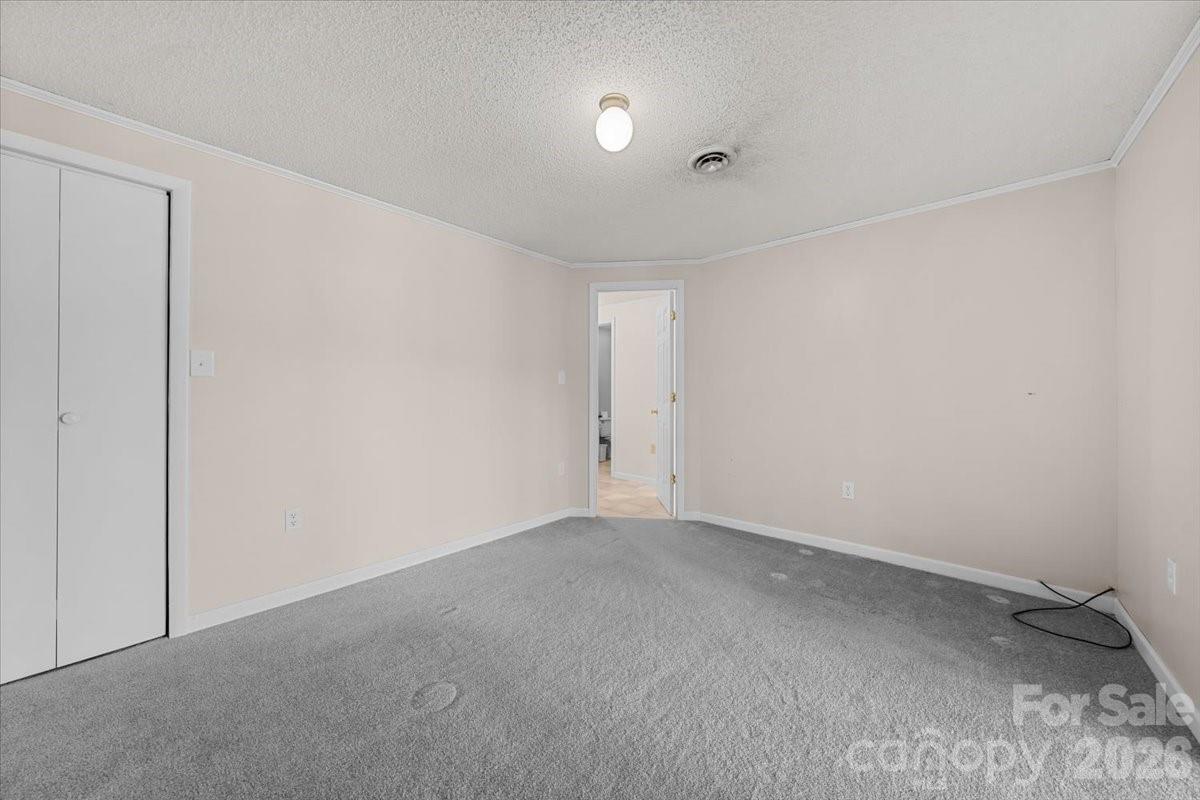 330 Hillview Drive Lexington NC 27292