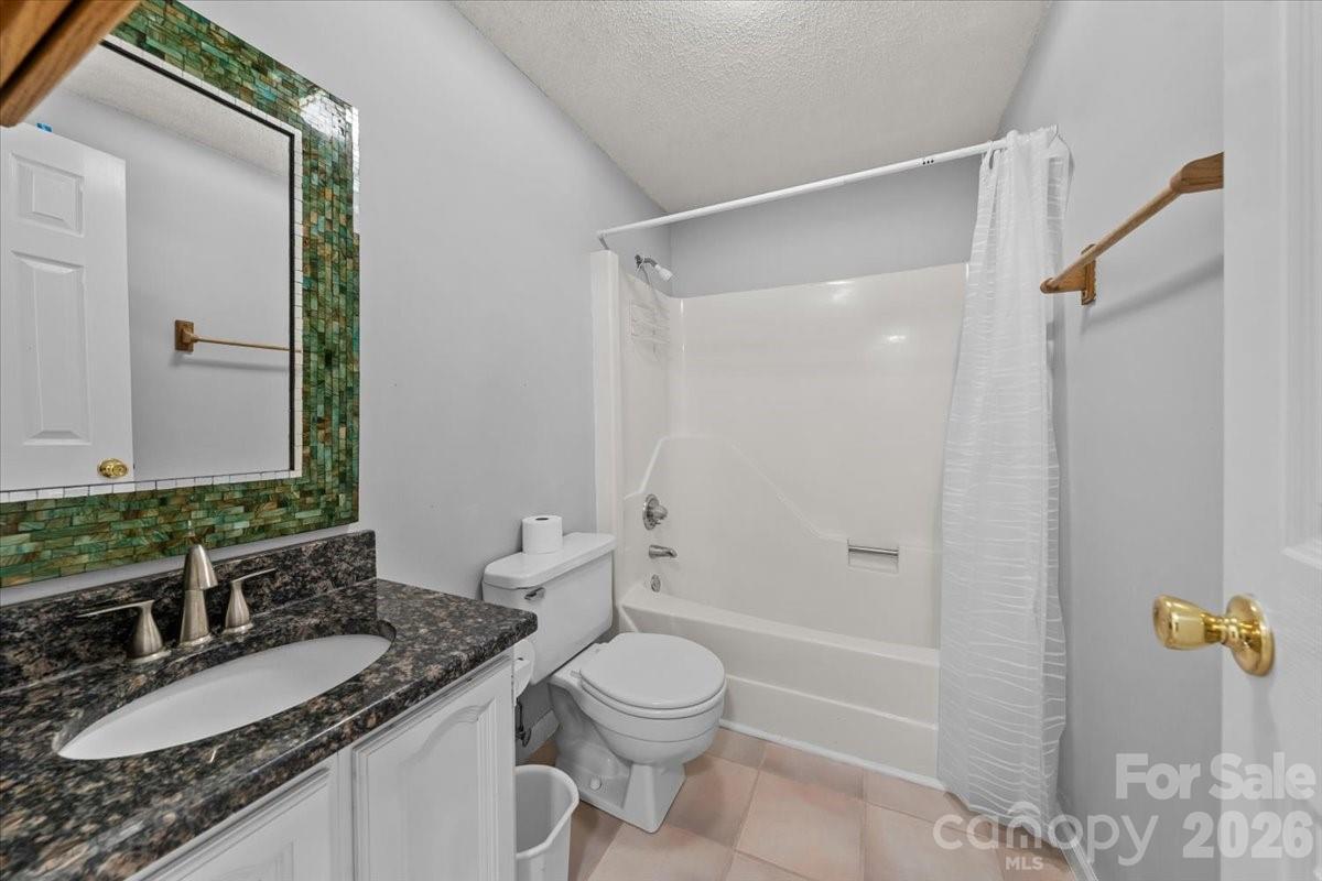 330 Hillview Drive Lexington NC 27292