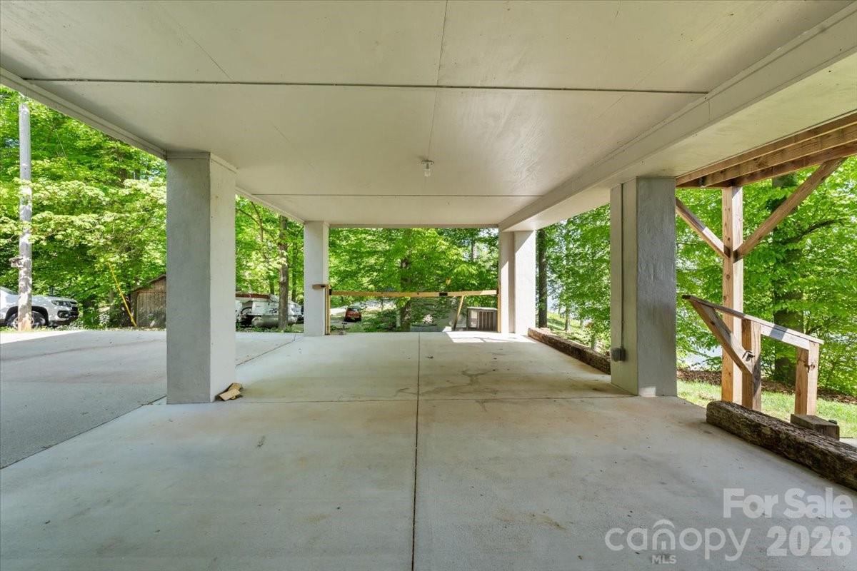 330 Hillview Drive Lexington NC 27292