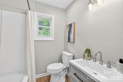 116 Middleton Avenue Matthews NC 28104