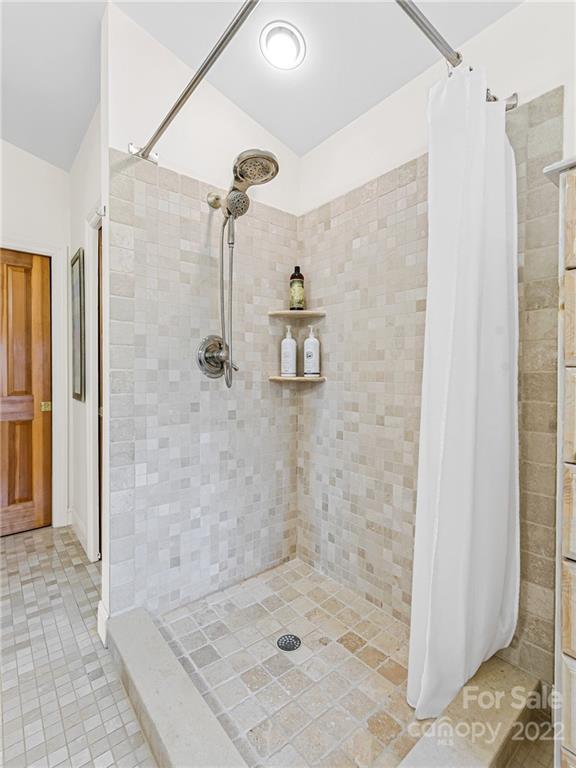 98 Ivy Cove Road Fairview NC 28730