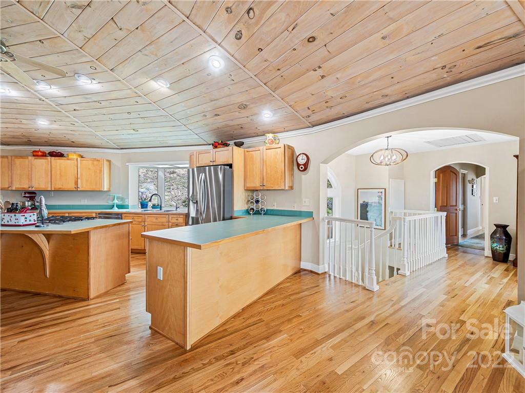 98 Ivy Cove Road Fairview NC 28730