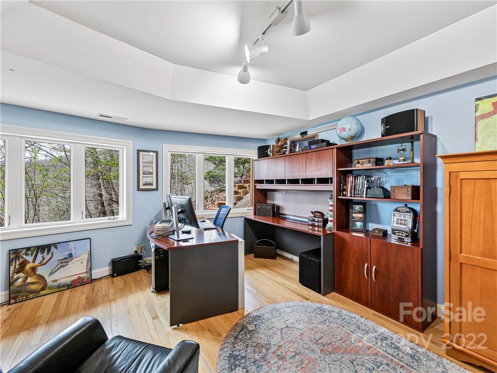 98 Ivy Cove Road Fairview NC 28730