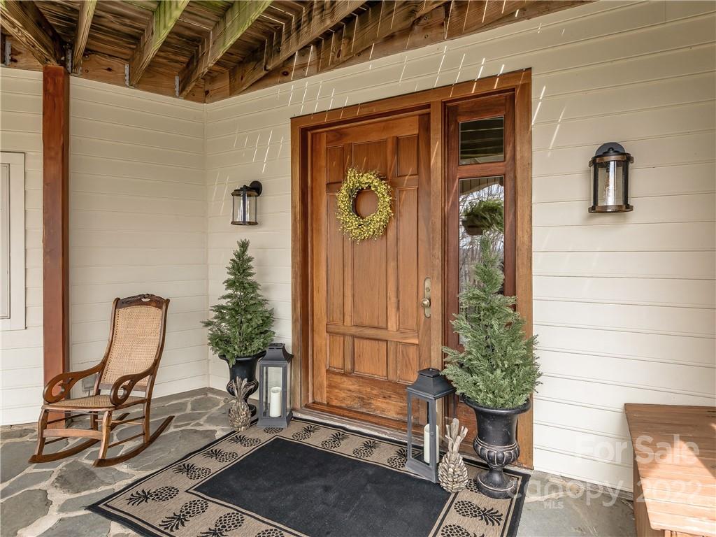 98 Ivy Cove Road Fairview NC 28730