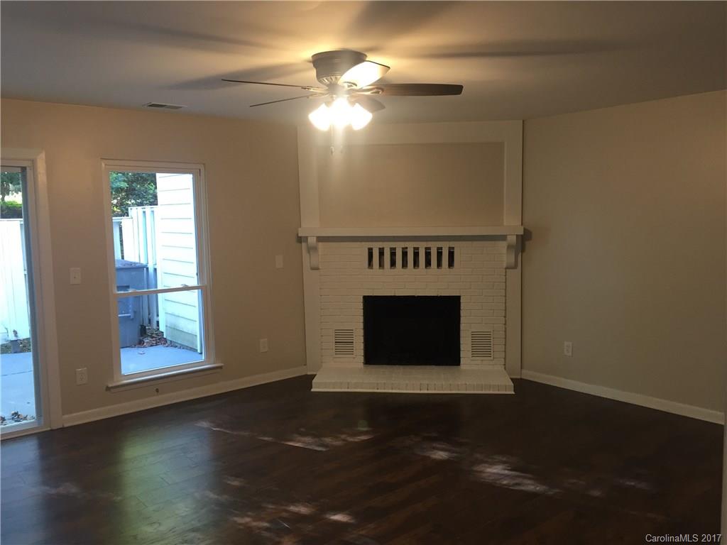 1095 Sardis Cove Drive Charlotte NC 28270
