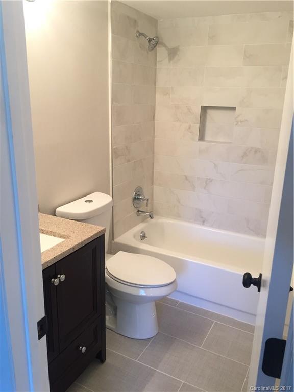 1095 Sardis Cove Drive Charlotte NC 28270