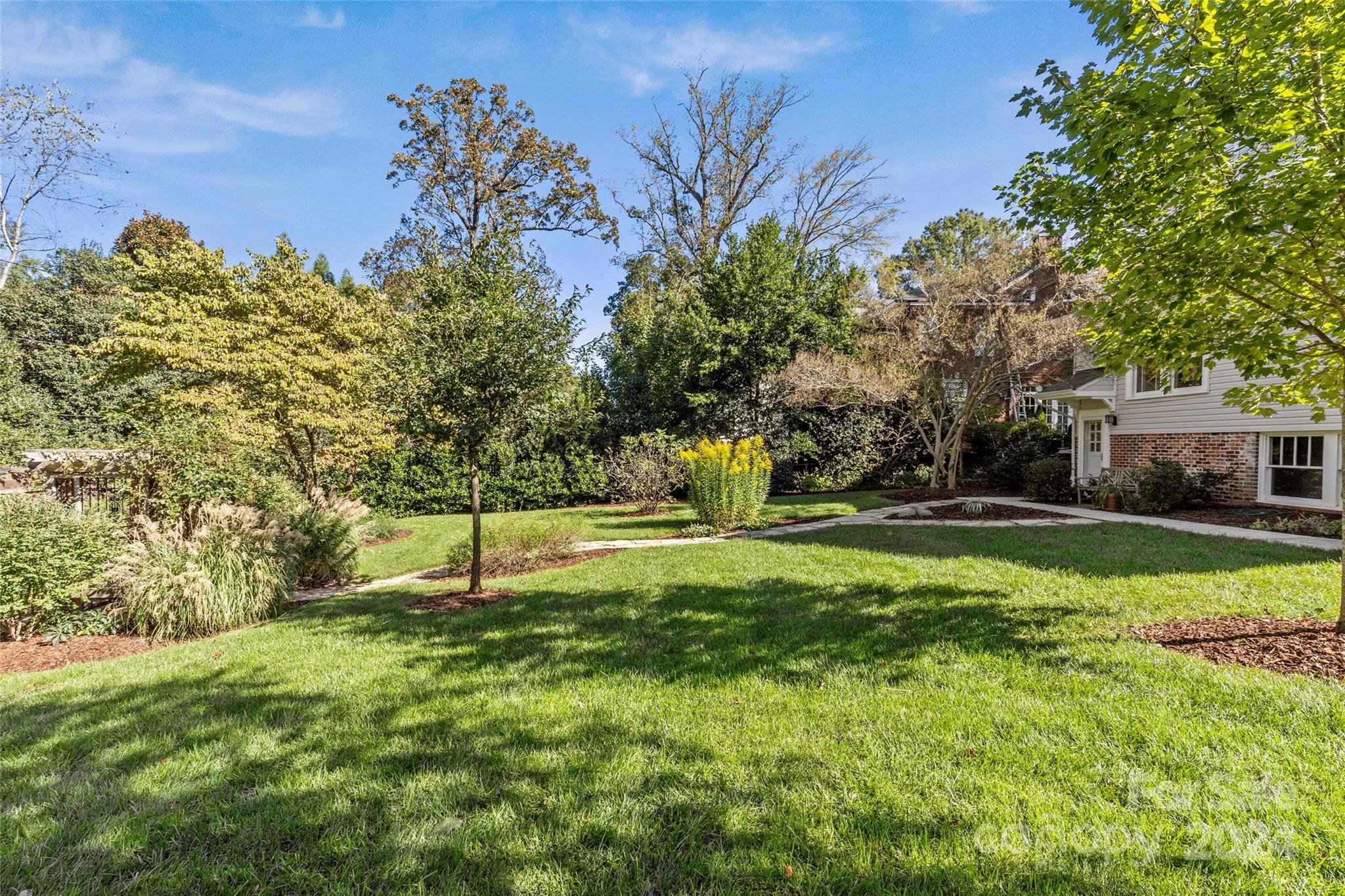 1718 Queens Road Charlotte NC 28207