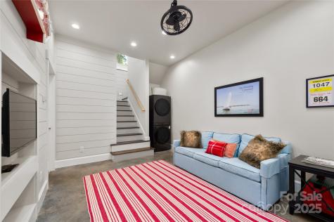 195 Jordan Street Hendersonville NC 28739