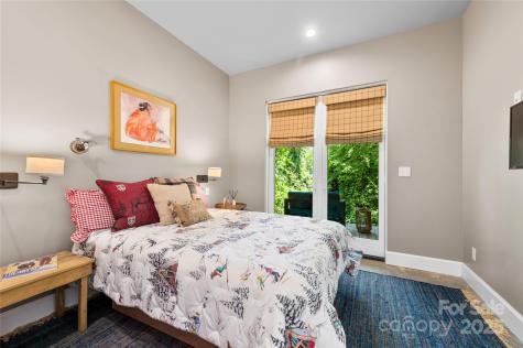 195 Jordan Street Hendersonville NC 28739