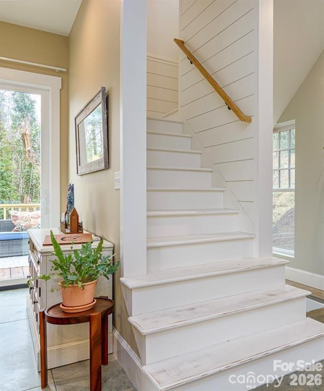195 Jordan Street Hendersonville NC 28739