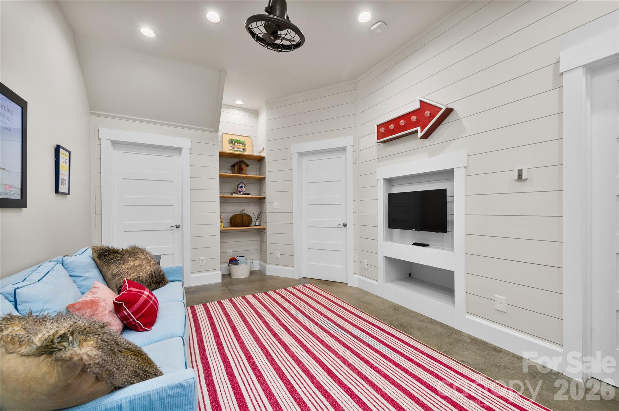 195 Jordan Street Hendersonville NC 28739